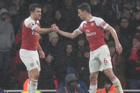 九游体育APP下载 德罗巴遭遇二十持续失利，TES教练压力巨大！比赛高潮迭起